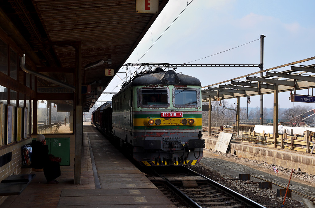 [Bild: 20130329_059_CZ_BAHN_Prag_k.jpg]